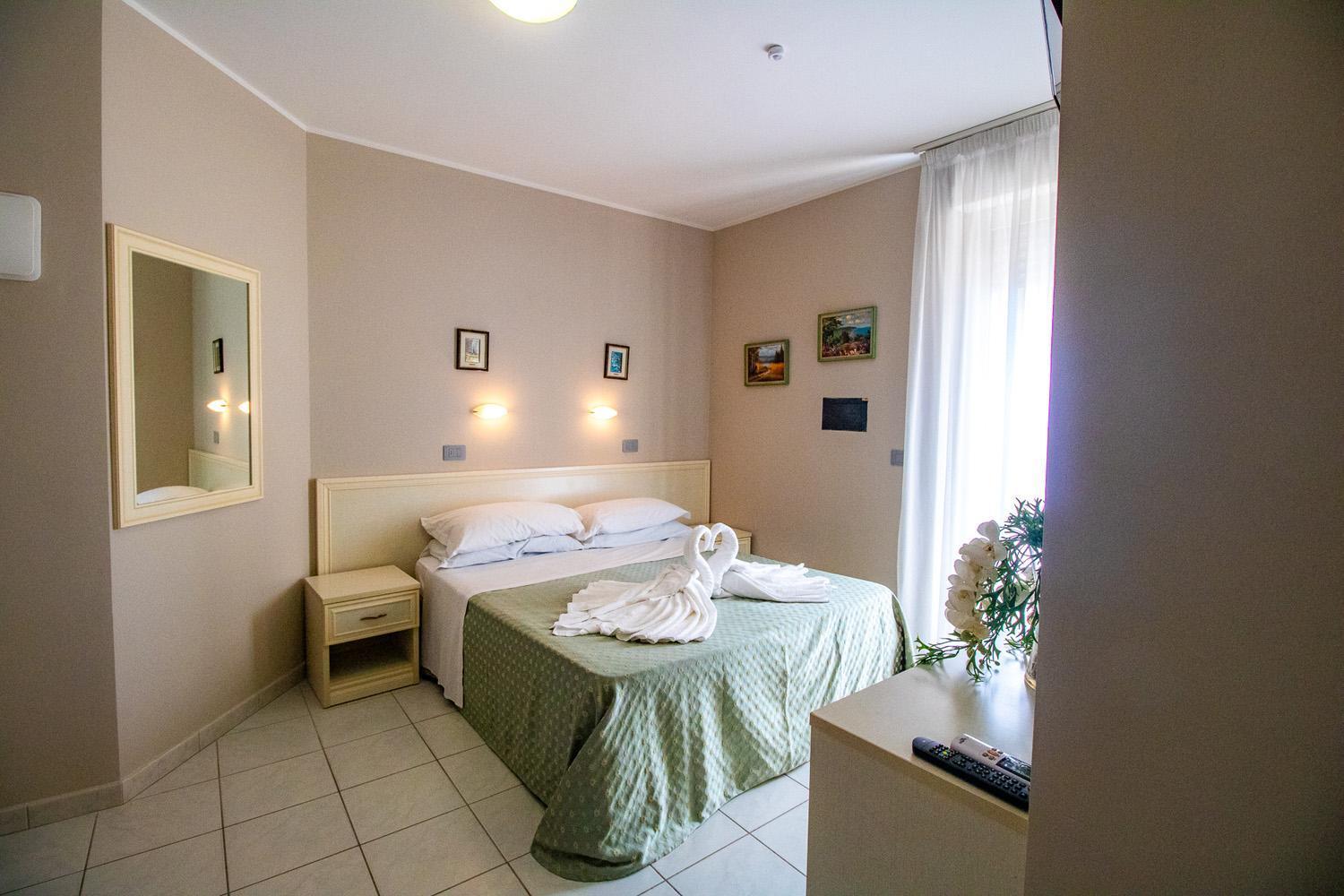 Di Matteo Hotel Roseto Degli Abruzzi Exterior foto